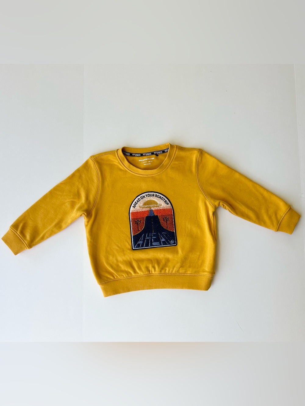 PORSCHE Kids Size 3-4y • Ahead Yellow / Gold Roadtrip Sweater - Picture 2 of 9